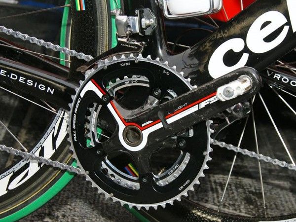 All of the Cerv&eacute;lo TestTeam bikes were fitted with FSA cranksets at the Ronde van Vlaanderen, supposedly pending production of stiffer Rotor models.