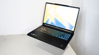 MSI Crosshair 16 HX E14W