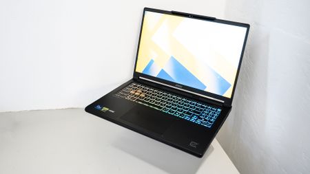 MSI Crosshair 16 HX E14W