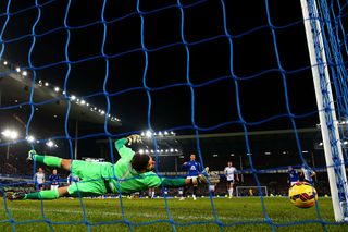 LIVERPOOL, ENGLAND - JANUARY 19: Ben Foster of West Brom dives as Kevin Mirallas of Everton fails to score from the penalty spot during the Barclays Premier League match between Everton and West Bromwich Albion at Goodison Park on January 19, 2015 in Liverpool, England. (Photo by Alex Livesey/Getty Images)