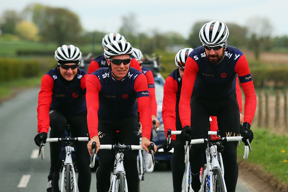 Bradley Wiggins trains with the Wiggins team ahead of the Tour de Yorkshire.