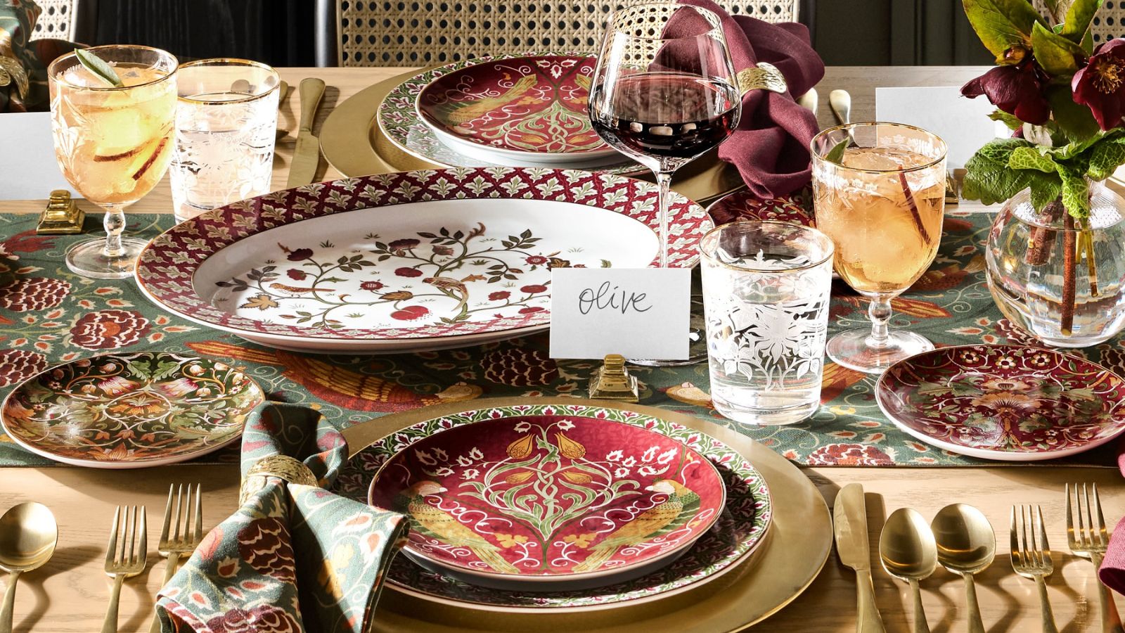 Morris &amp; Co tablescape with botanical plates, table runner and serving platter