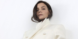 Katie Holmes Stuns in a White Oversize Coat