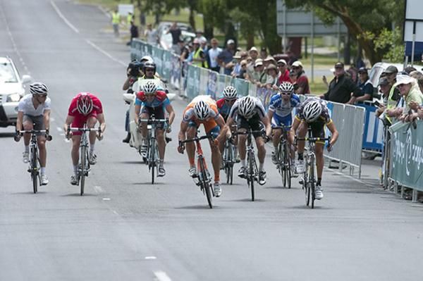 The charge to the line for the minor placings in Buninyong.