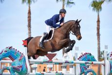 Scott Brash riding Hello Mr. President