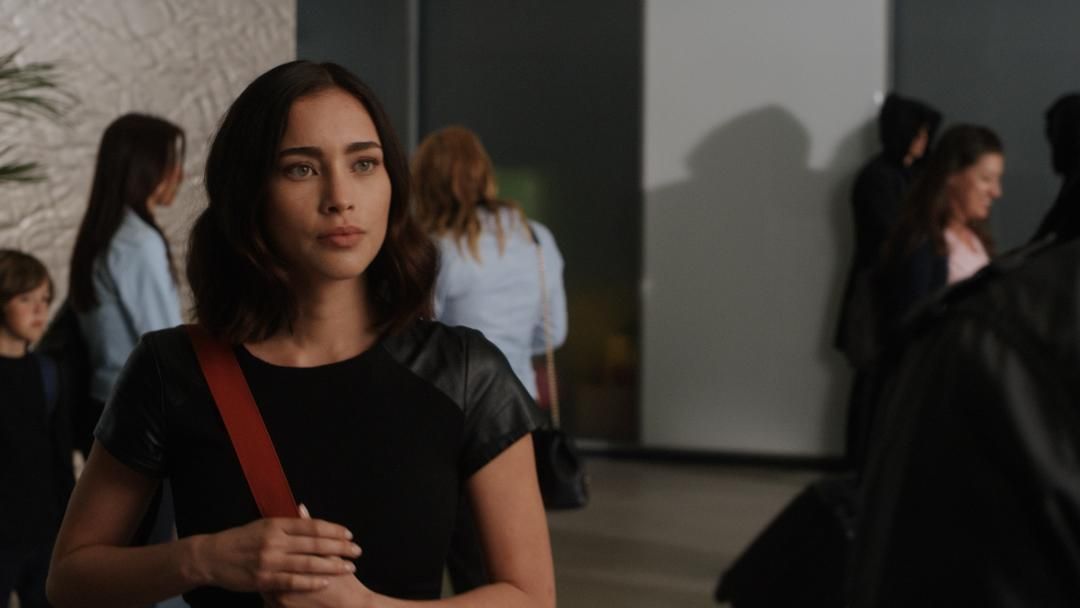 A still from CW's new sci-fi series "Pandora."