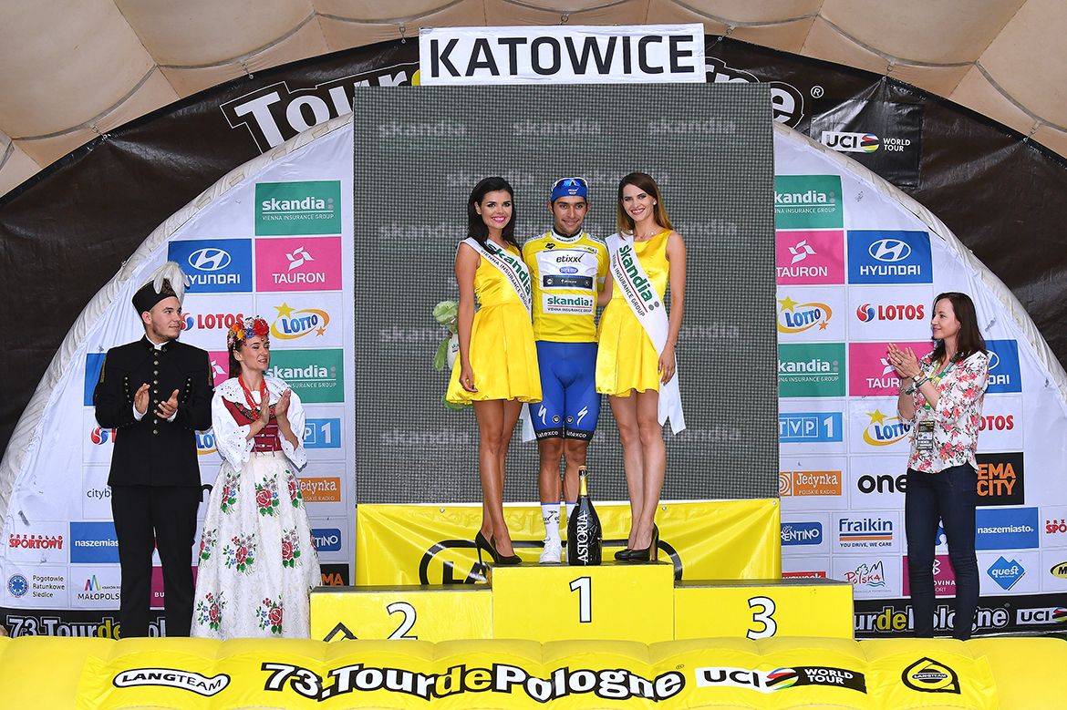Fernando Gaviria leads Tour de Pologne