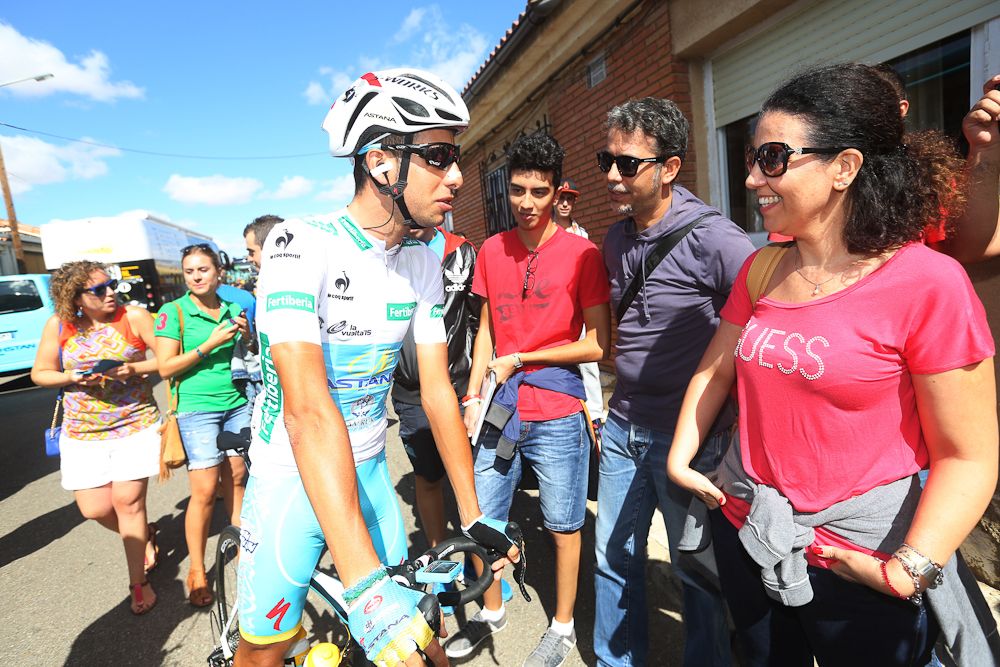 Fabio Aru and his mother, Antonella, before the start.