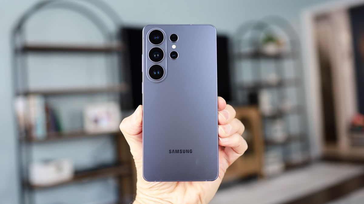 Mint Mobile's epic Galaxy S26 deal is back in stock — get $500 off any device in the range, plus a full year of unlimited data for cheap