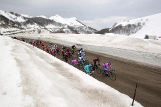 A snowy pass during stage 5 of the Tirreno Adriatico