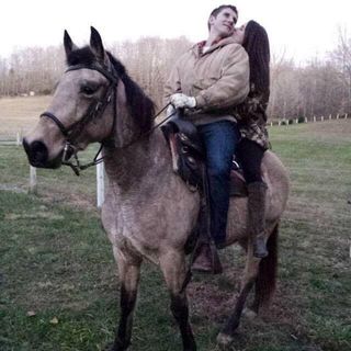 riding horses, relationship