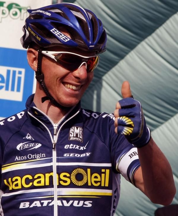 Thumbs up for Riccardo Ricc&ograve; (Vacansoleil)