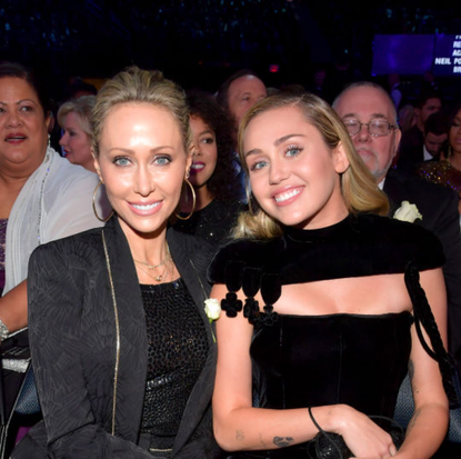 Miley Cyrus, Tish Cyrus