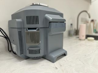 Steam condensation unit on Ninja Speedi rapid cooker and air fryer