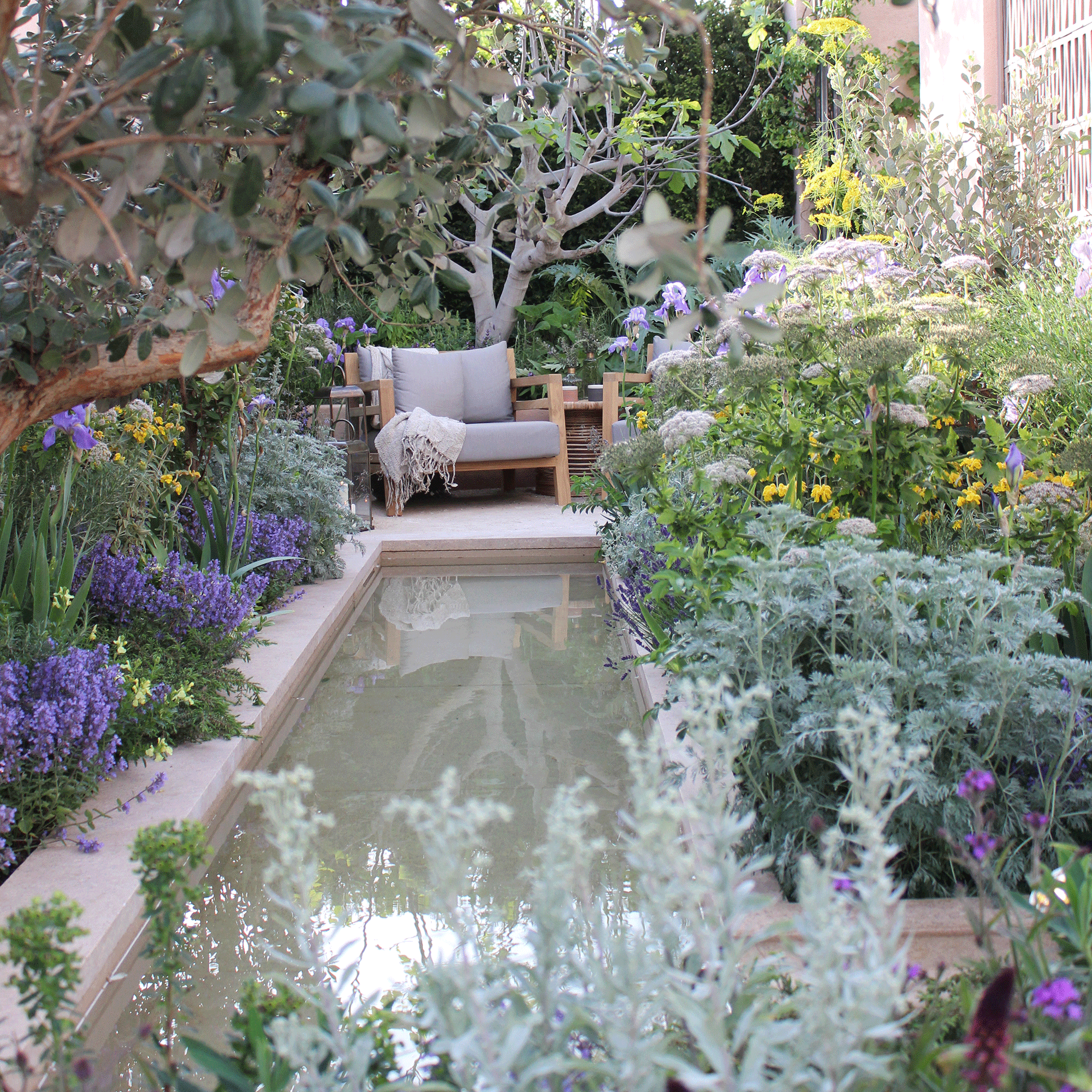 40 easy garden ideas for a fresh new look