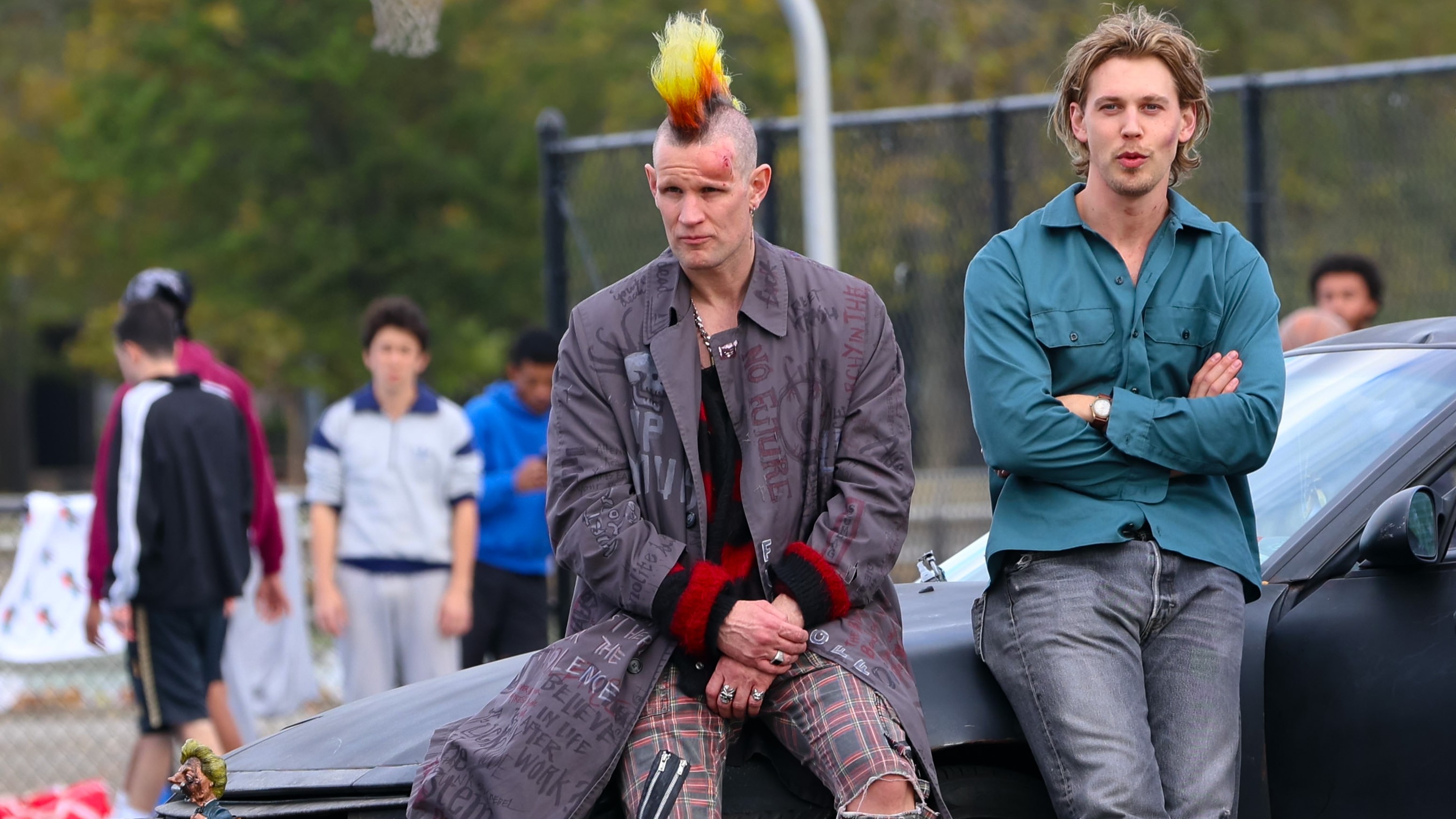 Matt Smith and Austin Butler on the set of "Caught Stealing."