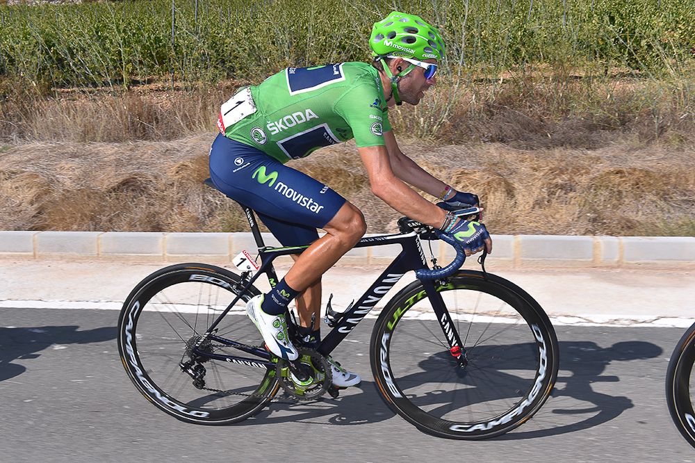 Alejandro Valverde in the bunch during the Vuelta's 18th stage.