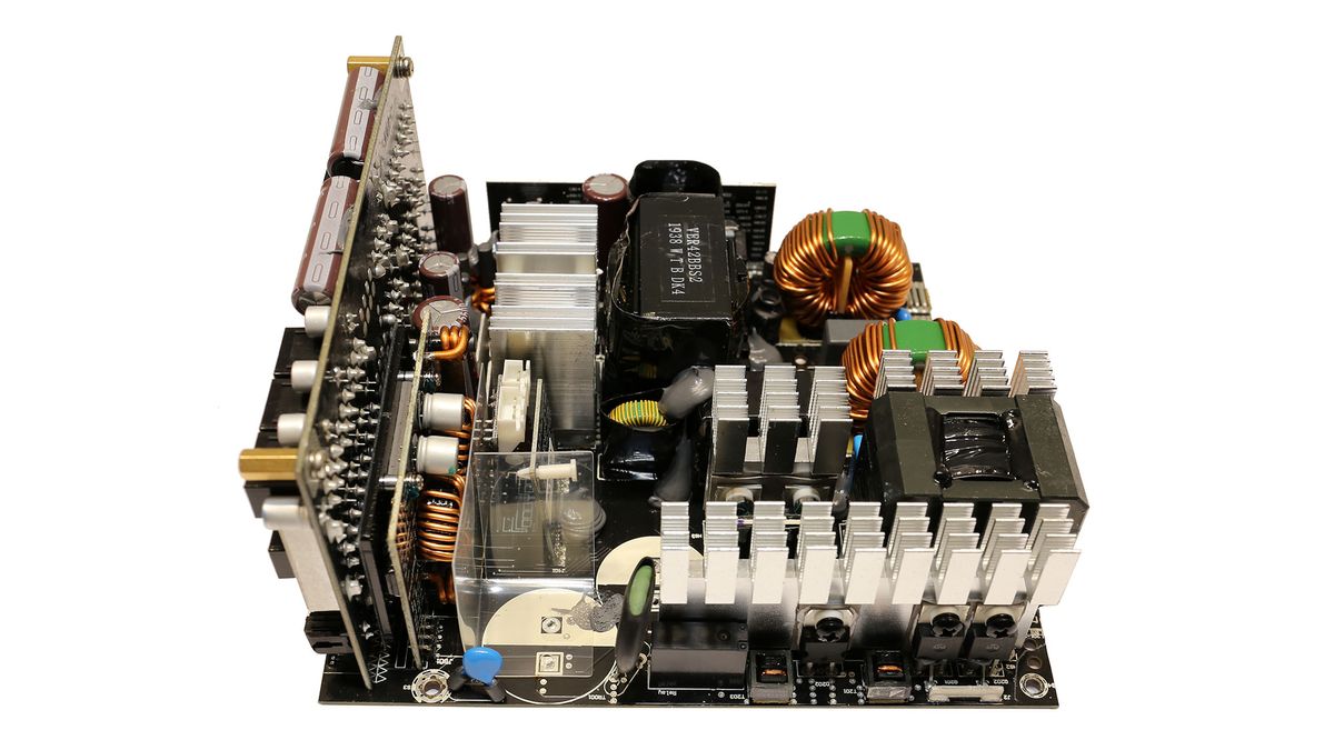 Antec Signature Titanium 1000W Overall Photos