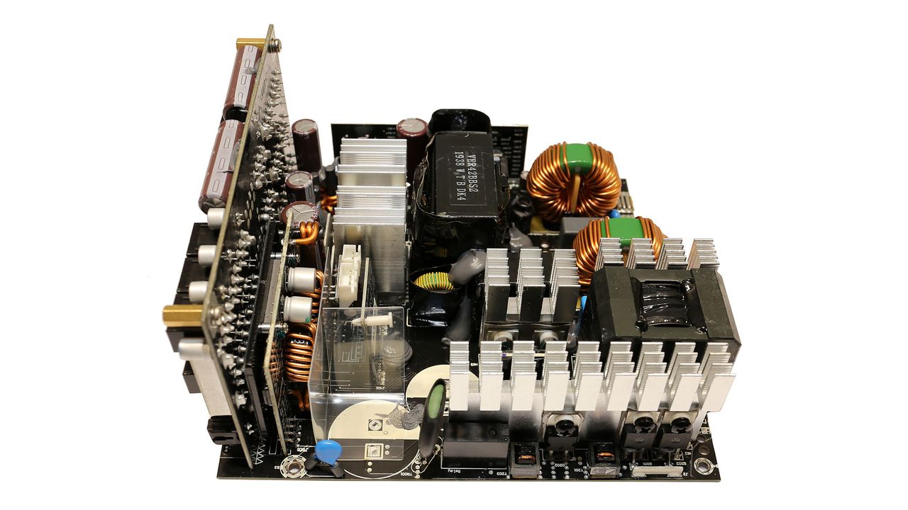 Antec Signature Titanium 1000W Overall Photos