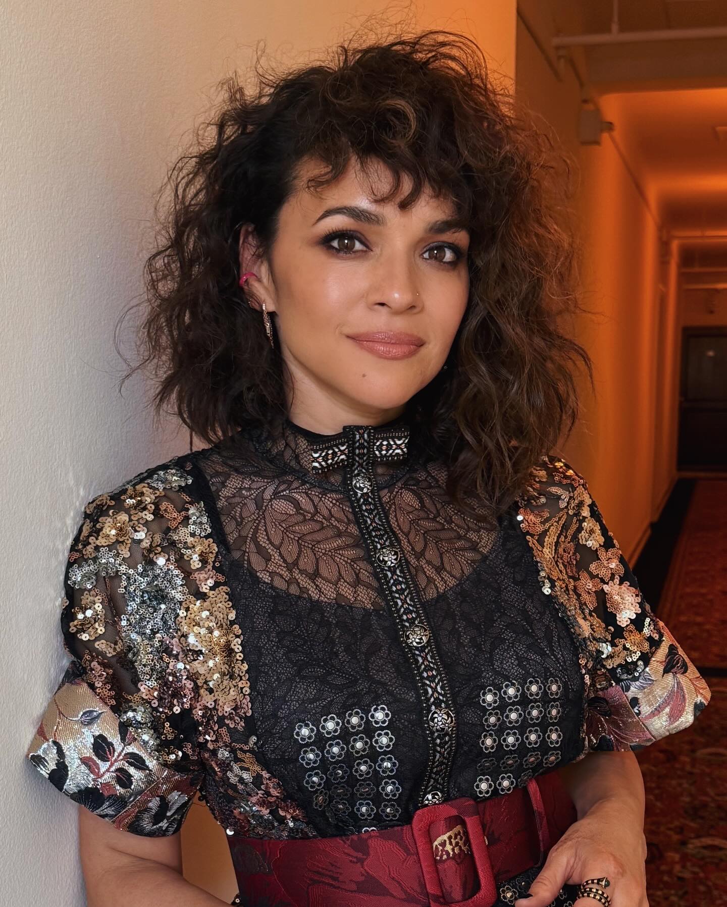 Norah Jones with shag haircut