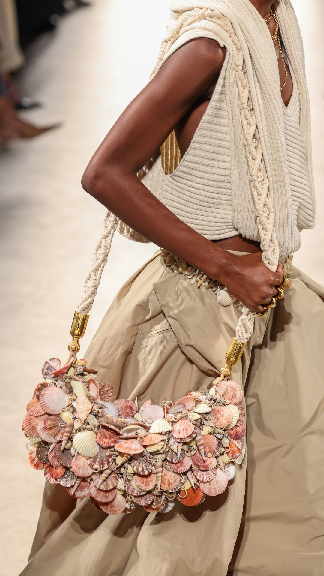 Balmain ss26 runway shell bag