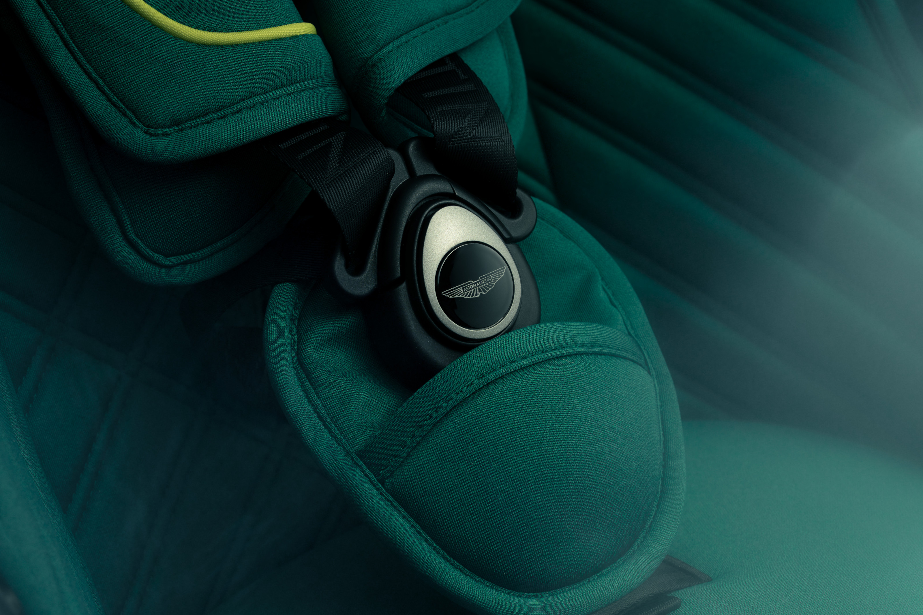 Detail of the egg3 stroller, Aston Martin edition