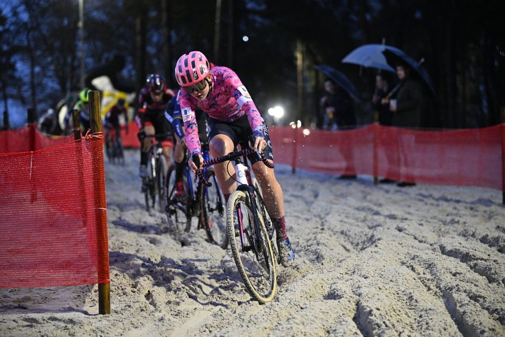 British Zoe Backstedt competes during the womens elite race of the Zilvermeer Mol cyclocross cycling event race 58 in the Exact Cross competition in Mol on December 23 2022 Belgium OUT Photo by JASPER JACOBS BELGA AFP Belgium OUT Photo by JASPER JACOBSBELGAAFP via Getty Images