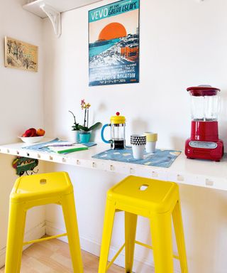 Small kitchen table ideas for small space living