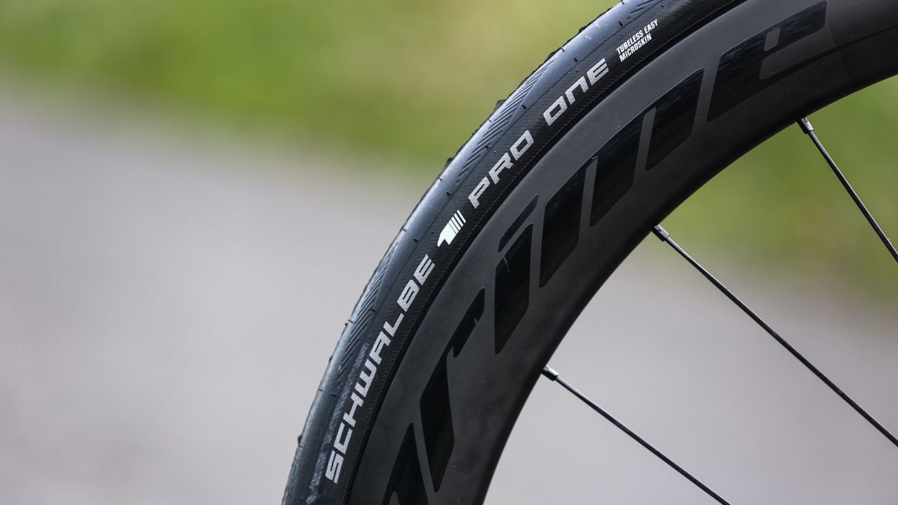 Some pro teams are switching from traditional tubular tyres for racing to tubeless