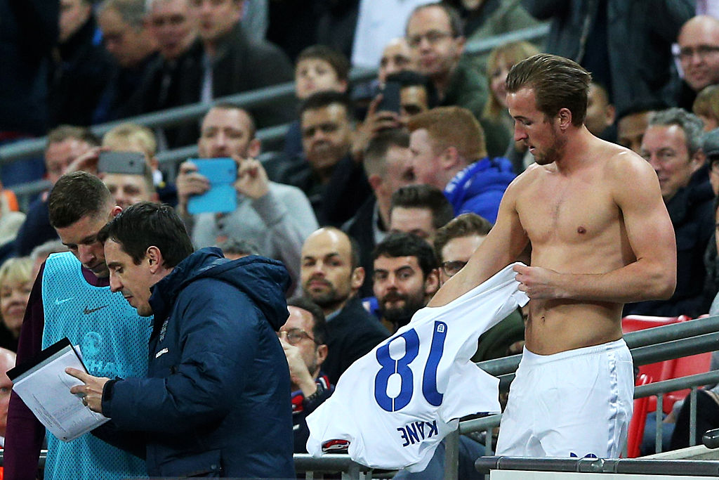 Harry Kane preparing to come on for his England debut
