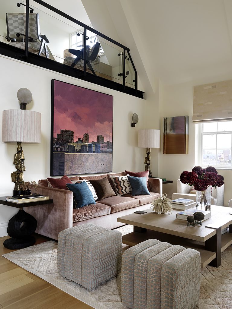 Decorating a pink room how to decorate with pink Homes and Gardens