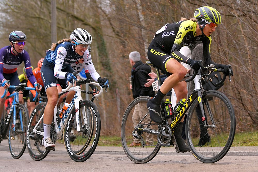 Lucy Kennedy (Mitchelton-Scott) leads the field on the climb at Omloop van het Hageland
