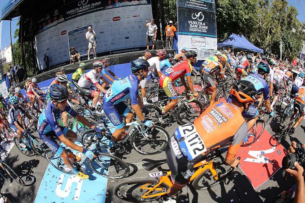 Riders get underway for the 2019 Vuelta a San Juan