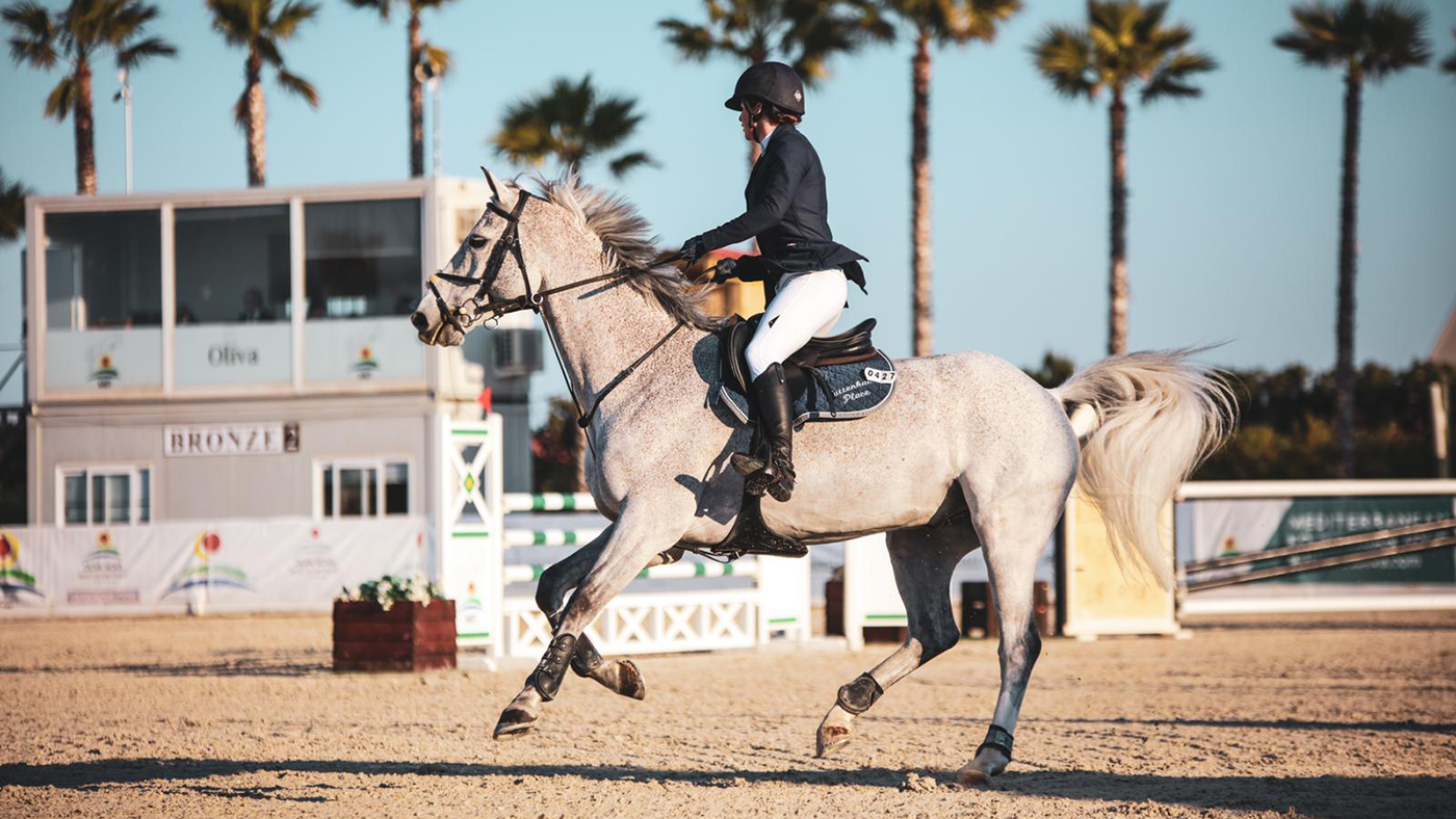 Camilla Binham MET Oliva