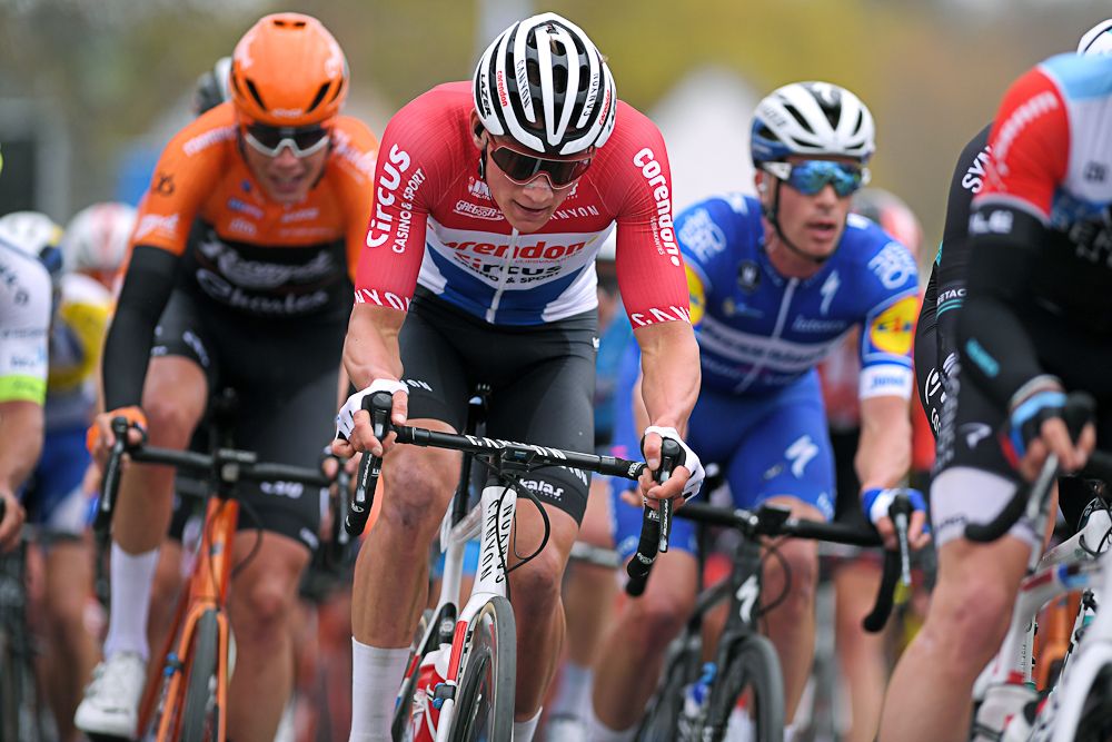 Mathieu van der Poel crashed hard at the end of Nokere Koerse