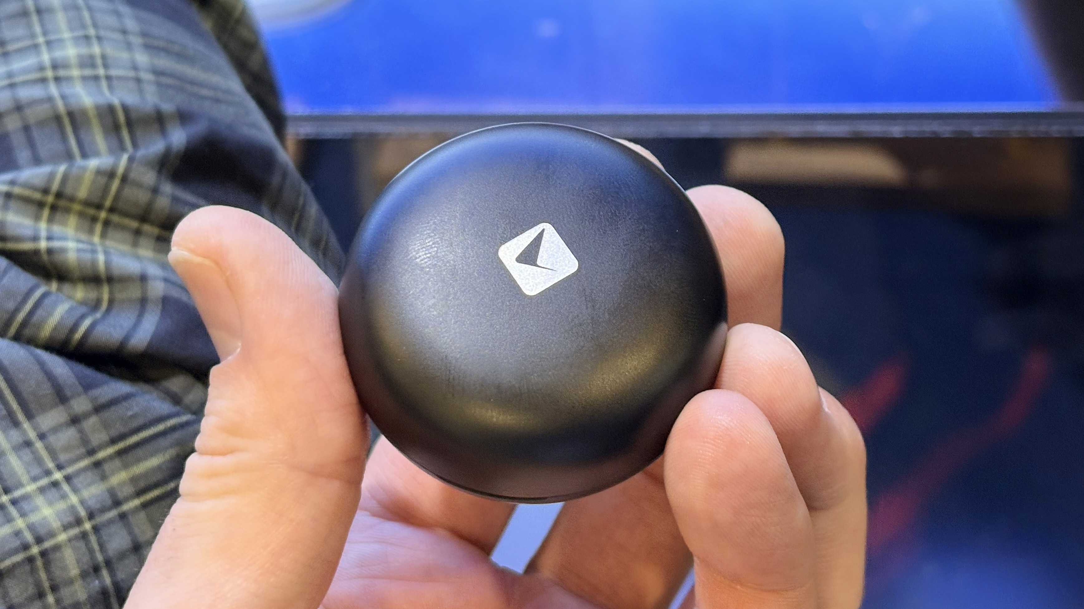 Close-up of the Aivela Ring Pro with health tracking and support for custom gesture controls at CES 2026