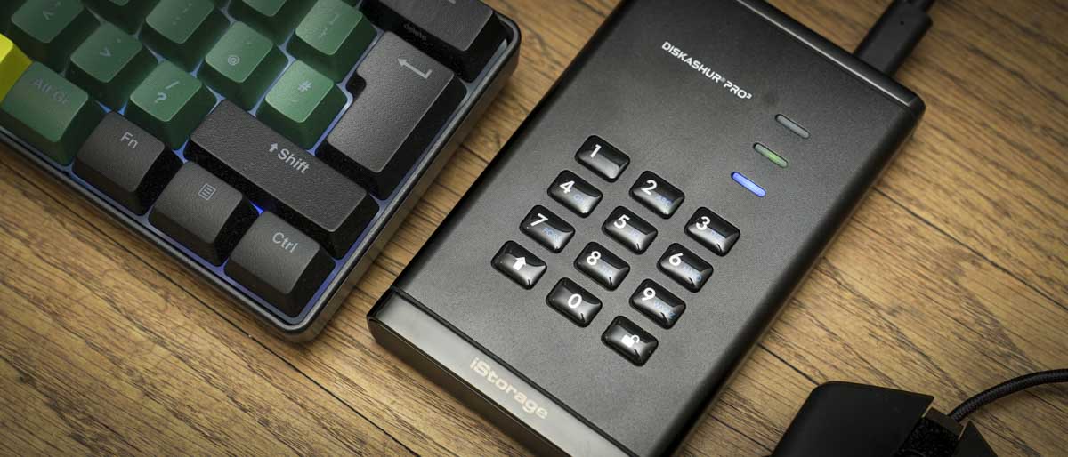 Disque Dur Crypté IStorage DiskAshur DT3 4TB – Certifié FIPS 140-3 Niveau 3, Chiffrement AES 256 Bits, Clavier PIN