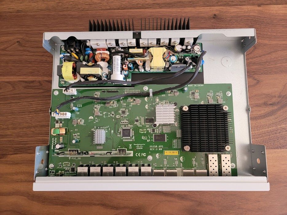 Cisco CBS350-8MGP-2X 5