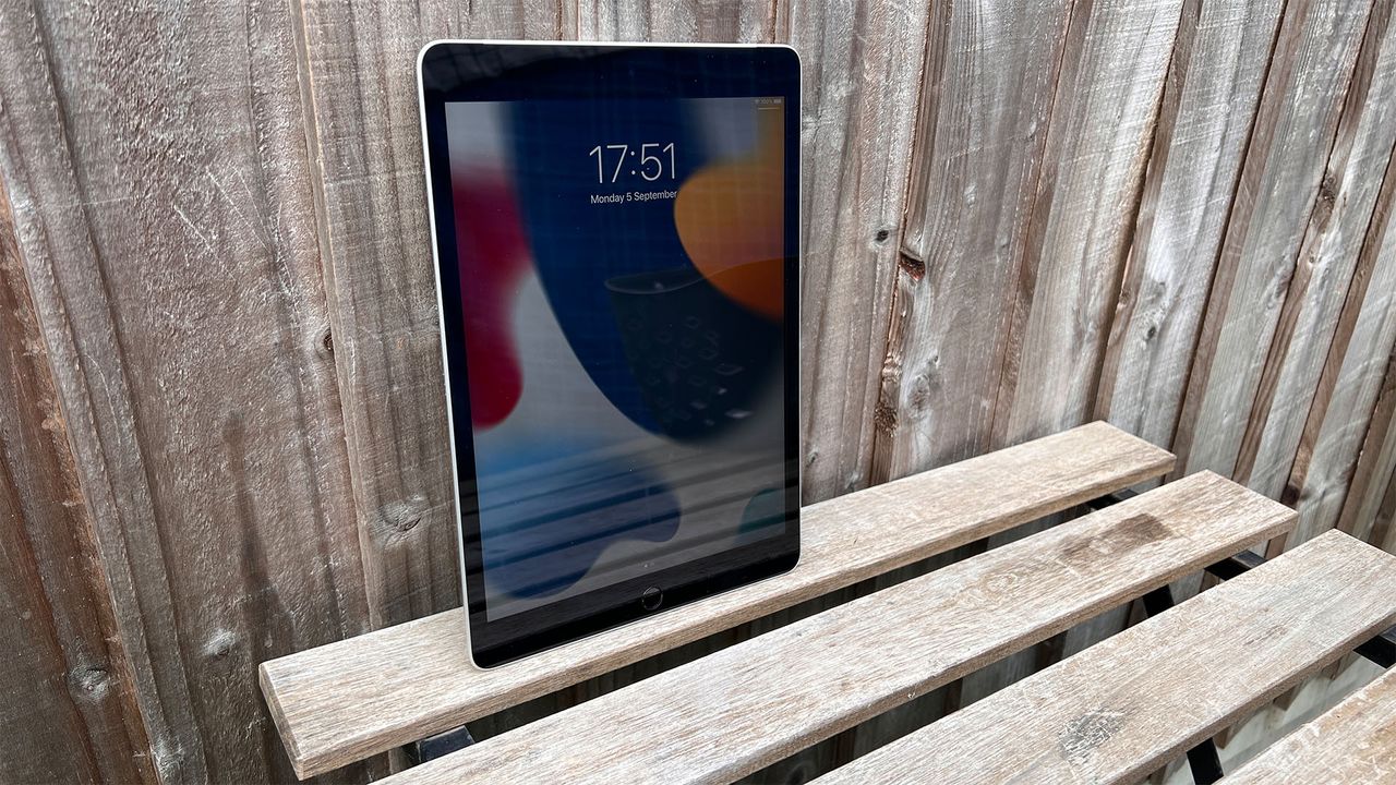 Close up photo of the Apple iPad 2021