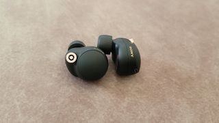 Sony WF-1000XM4 vs. Bose QuietComfort Earbuds