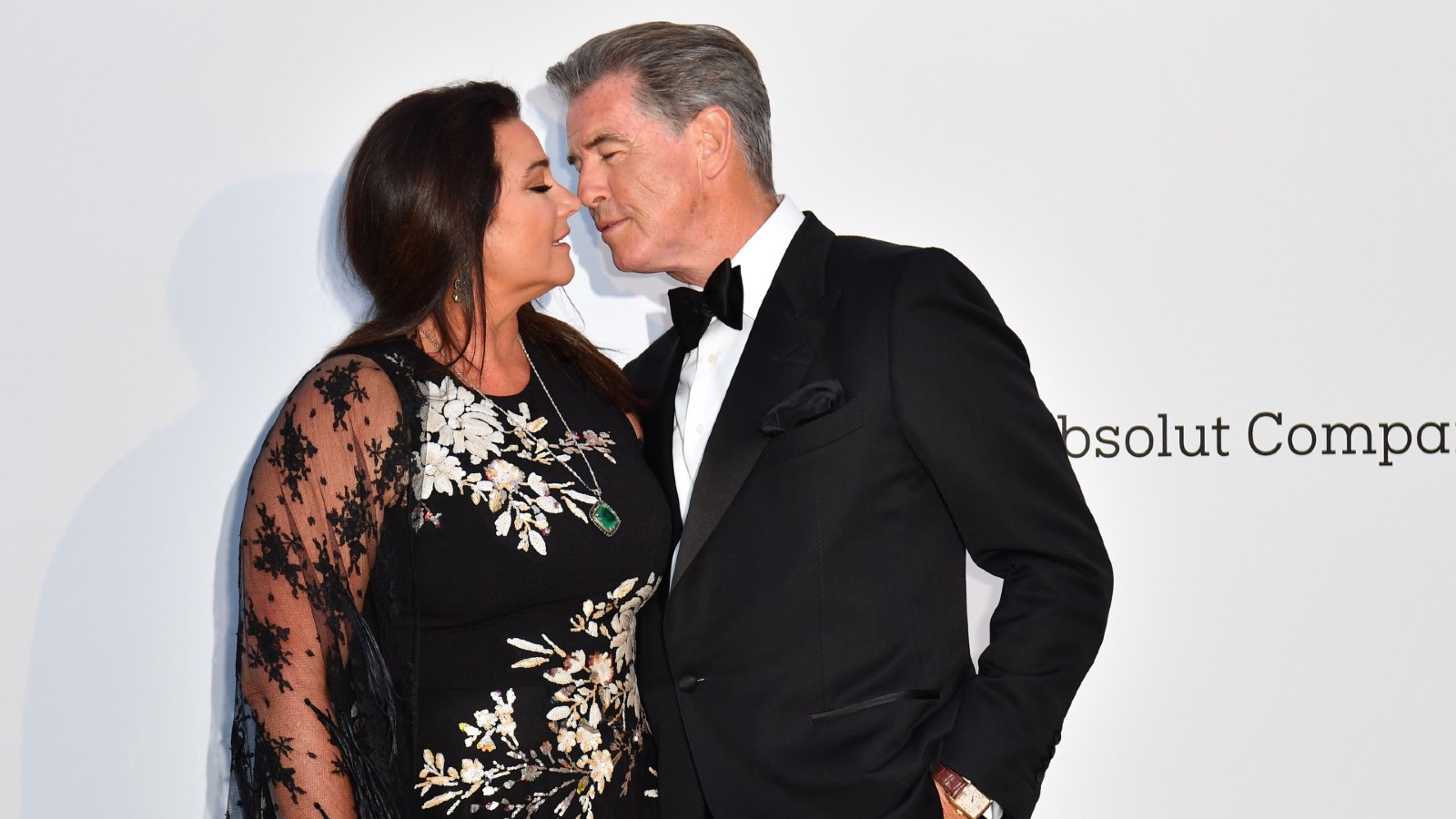 Pierce Brosnan Celebrates 20th Wedding Anniversary With Wife Keely ...