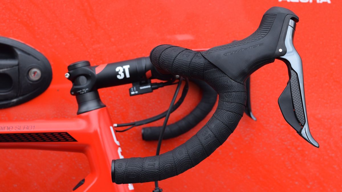 Component brand provide the cockpit and handlebar tape for the American rider