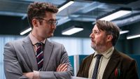 DC Ethan Cole (Ben Ashenden) and John ‘Ludwig’ Taylor (David Mitchell) in Ludwig season 2