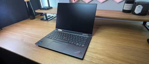 Lenovo ThinkPad X1 Yoga Gen 8 | 