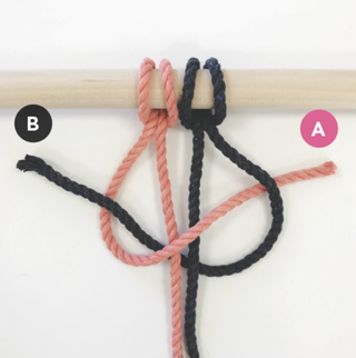 How to macrame a half knot