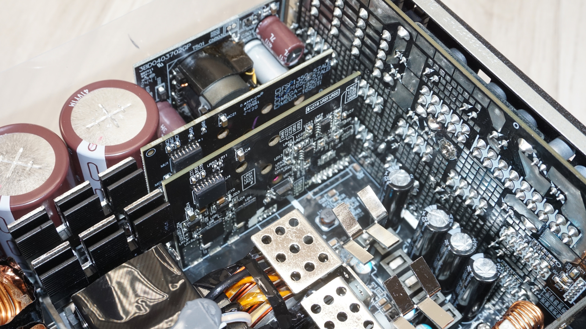 FSP Mega TI 1650W Titanium PSU