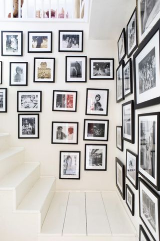 gallery wall ideas with black and white photos