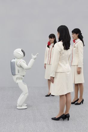 Honda ASIMO Recognising The Different Voices Of Three People Who Are Speaking Simultaneously