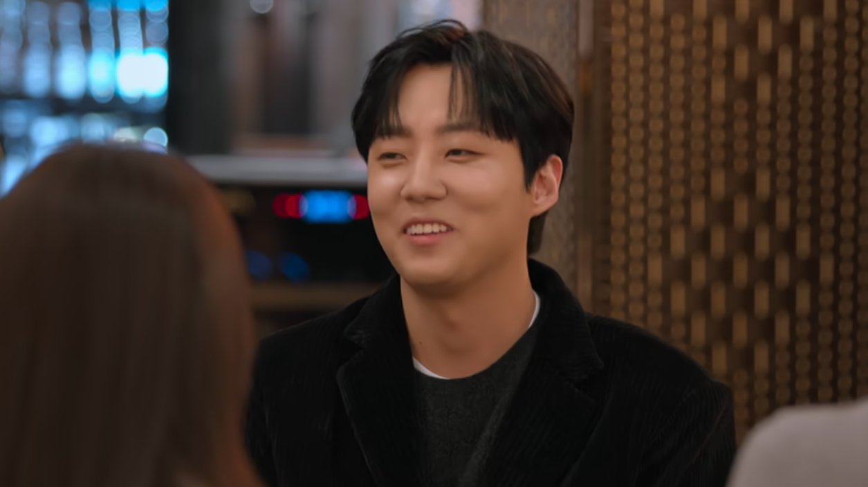 Contestant Kim Tae-hoon from Netflix's 'Better Late Than Single' season 2.