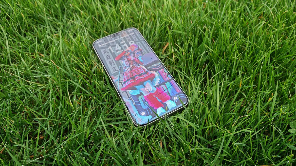 Honor Magic 8 Pro product shots